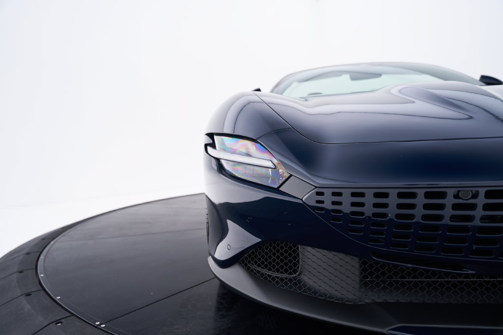 Used 2025 Ferrari Roma Spider RWD image 33