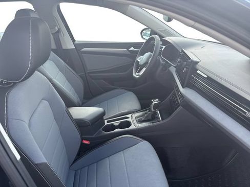 New 2026 Volkswagen Jetta SE FWD image 15