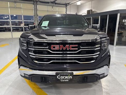 Used 2025 GMC Sierra 1500 SLT image 10
