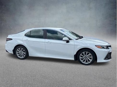 Used 2023 Toyota Camry LE FWD image 8