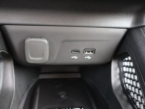 New 2026 Chevrolet TrailBlazer LT w/ Convenience Package AWD/4WD image 18