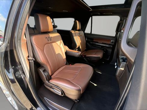 Used 2023 Ford Expedition Max King Ranch AWD/4WD image 17