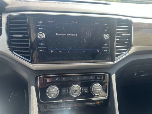 Used 2019 Volkswagen Atlas SEL R-Line AWD/4WD image 13