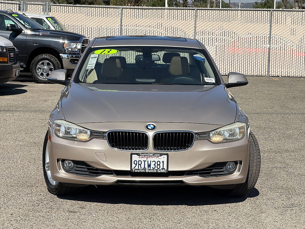 Used 2013 BMW 328i Sedan RWD image 2
