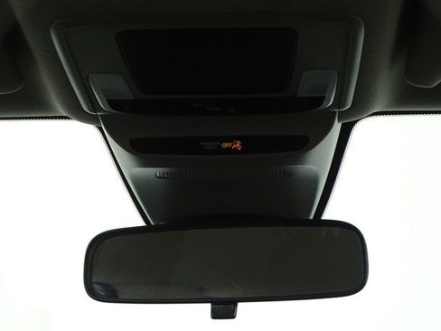 Used 2025 Honda HR-V LX image 24