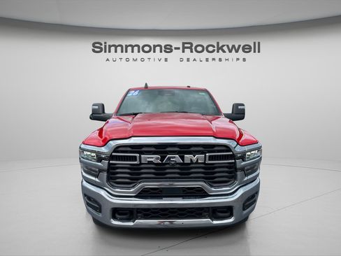 Used 2026 RAM 2500 Big Horn AWD/4WD image 8