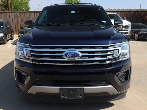 Used 2021 Ford Expedition XLT RWD image 2