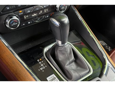 Used 2018 MAZDA CX-9 Signature AWD/4WD image 25
