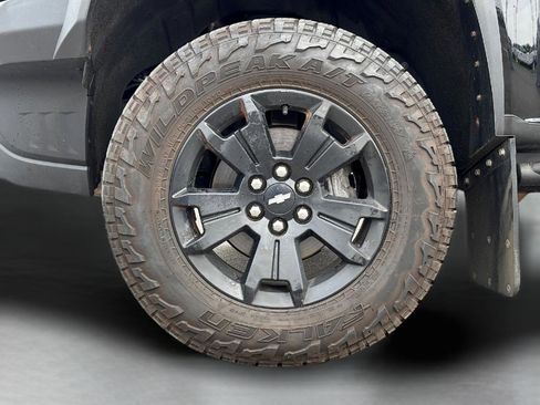 Used 2018 Chevrolet Colorado ZR2 w/ ZR2 Midnight Special Edition AWD/4WD image 11