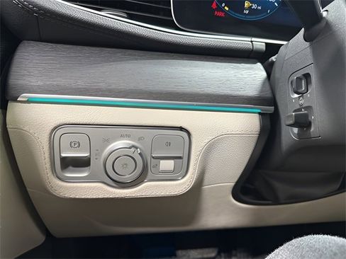 Certified 2020 Mercedes-Benz GLE 350 4MATIC image 12