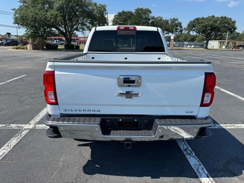 Used 2017 Chevrolet Silverado 1500 LTZ w/ Sport Package image 7