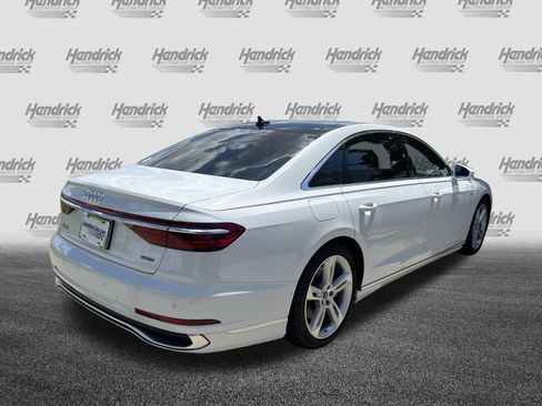 Used 2025 Audi A8 L 3.0T w/ Executive Package AWD/4WD image 10