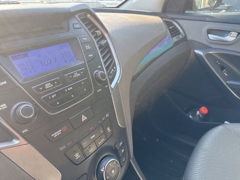 Used 2013 Hyundai Santa Fe Sport image 30