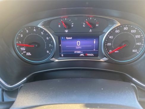 Used 2023 Chevrolet Equinox LT image 12