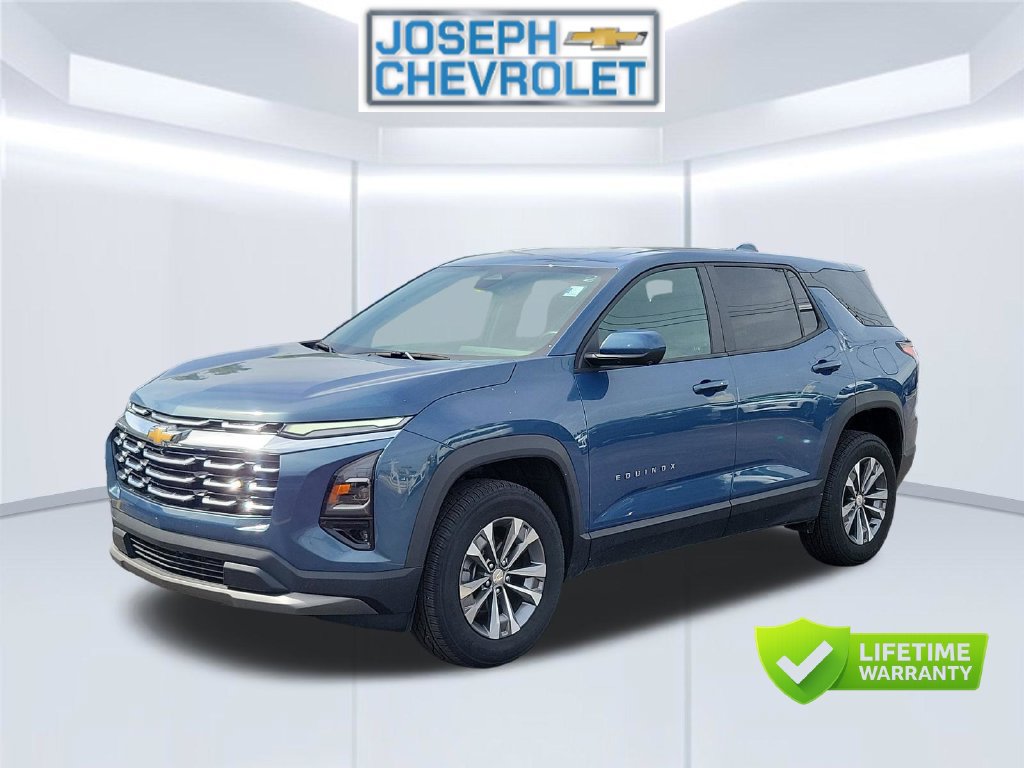 Used 2025 Chevrolet Equinox LT w/ Safety and Technology Package FWD image 2