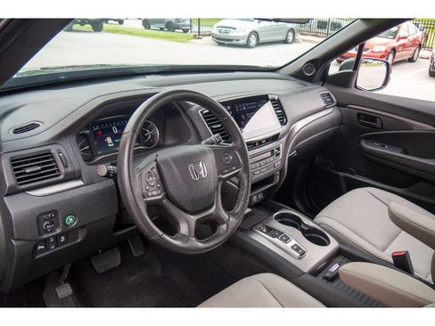 Used 2023 Honda Passport EX-L image 13
