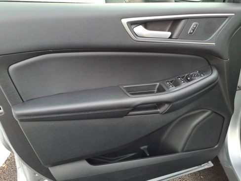 Certified 2024 Ford Edge SEL w/ Convenience Package AWD/4WD image 13