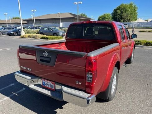 Used 2019 Nissan Frontier SV RWD image 5