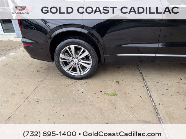 Used 2024 Cadillac XT6 Premium Luxury AWD/4WD image 6