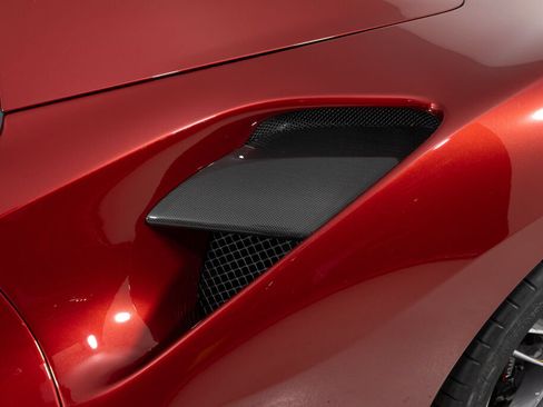 Used 2019 Ferrari 488 Spider RWD image 19