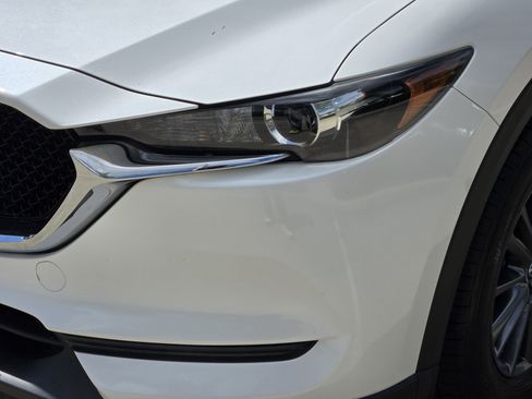 Used 2020 MAZDA CX-5 Touring FWD image 11