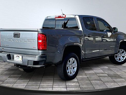 Used 2022 Chevrolet Colorado LT w/ LT Convenience Package image 2