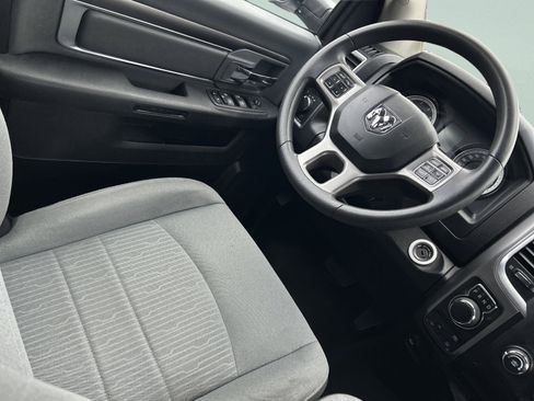 Used 2023 RAM 1500 Classic SLT image 19