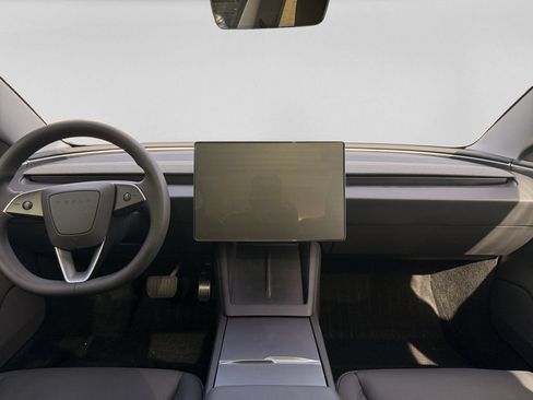 Used 2025 Tesla Model 3 Long Range RWD image 11