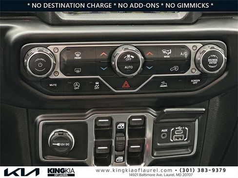 Used 2023 Jeep Wrangler Sahara image 5