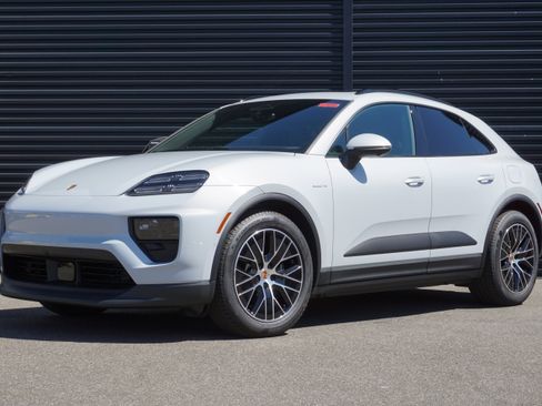 New 2026 Porsche Macan 4 Electric AWD/4WD image 1