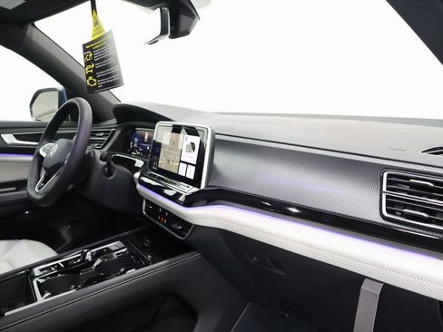 New 2025 Volkswagen Atlas Cross Sport SEL Premium R-Line image 23