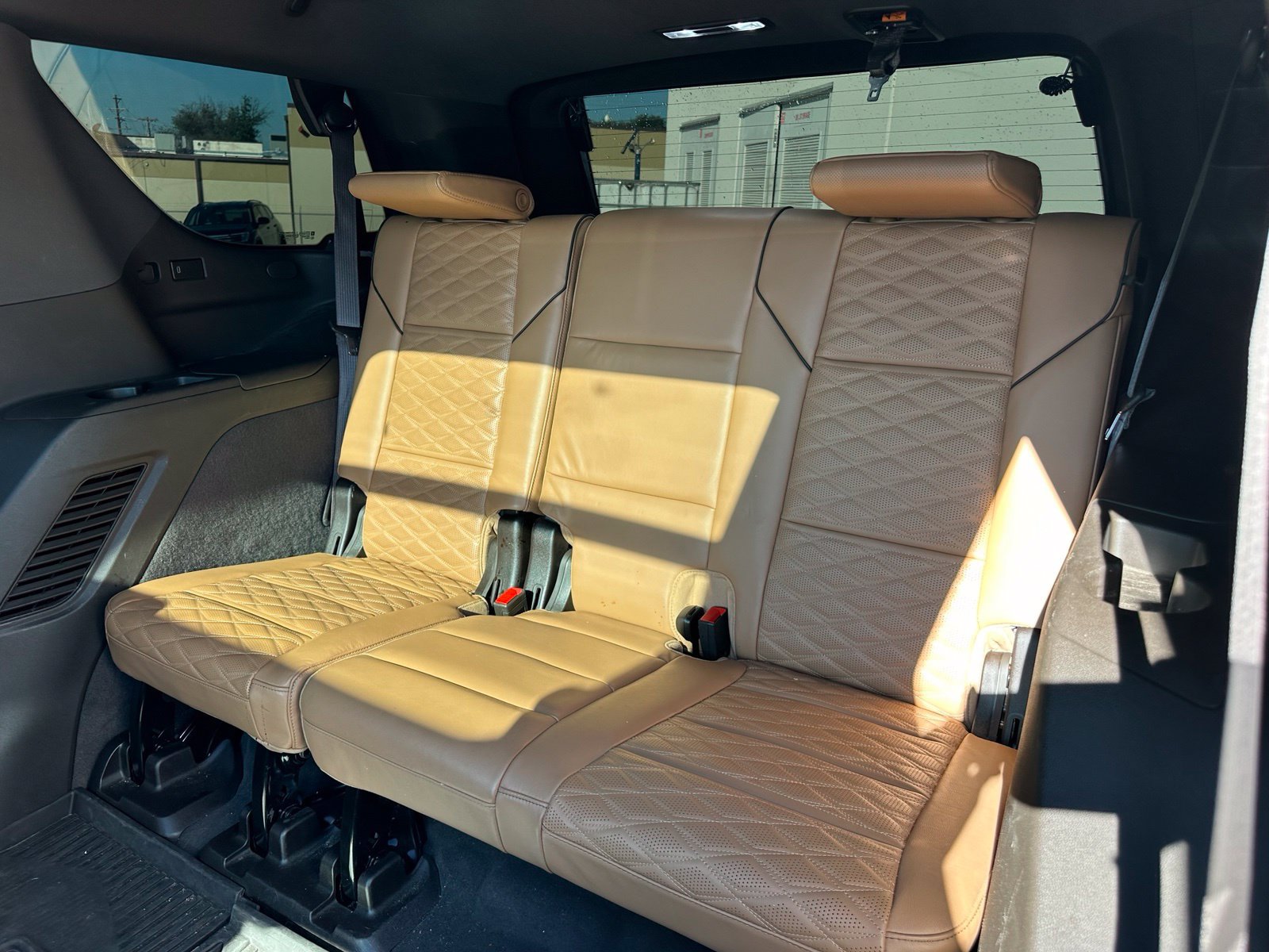 Used 2024 Cadillac Escalade Sport w/ LPO, ONYX Package AWD/4WD image 16