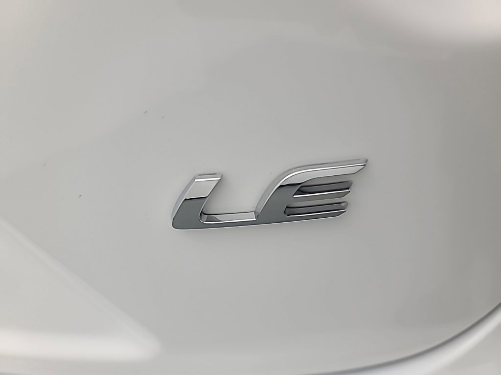 Used 2025 Toyota Corolla LE FWD image 13