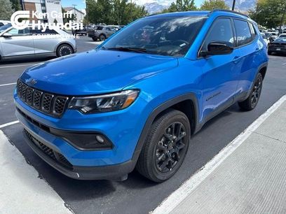 Used 2025 Jeep Compass Latitude w/ Convenience Group