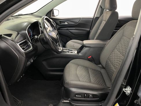 Used 2018 Chevrolet Equinox LT image 6