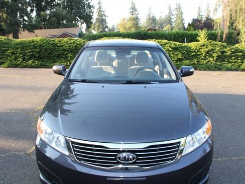 Used 2010 Kia Optima LX FWD image 9