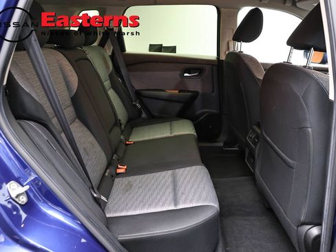 Used 2023 Nissan Rogue SV AWD/4WD image 23