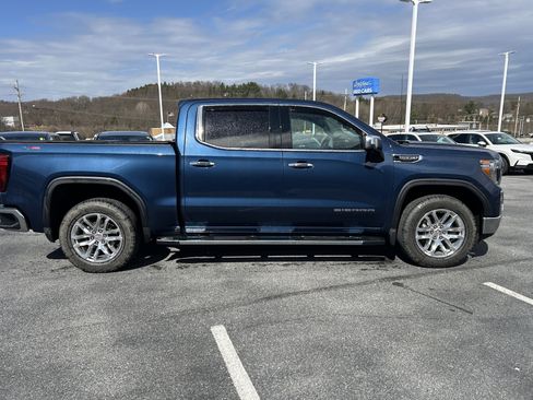 Used 2019 GMC Sierra 1500 SLT w/ SLT Premium Plus Package image 8