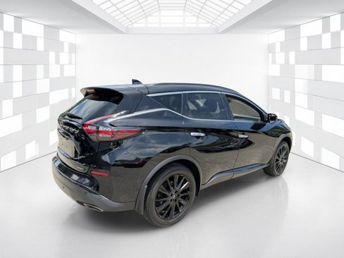 Used 2024 Nissan Murano SV w/ SV Midnight Edition Package FWD image 7