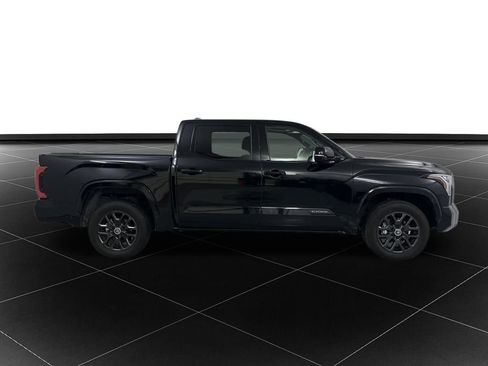 Used 2024 Toyota Tundra Platinum image 7
