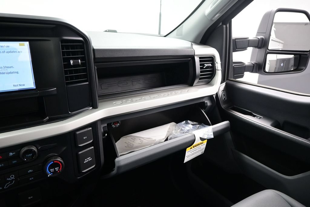 New 2025 Ford F350 XL w/ XL Chrome Package RWD image 36