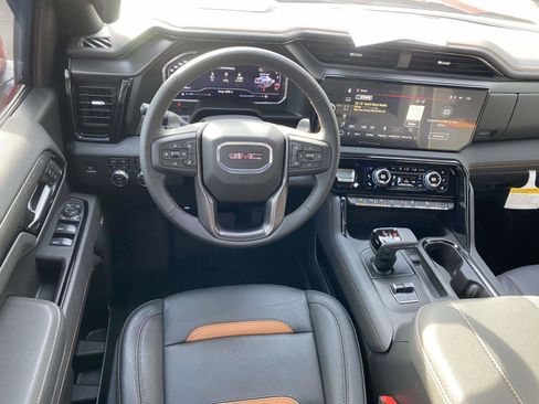 Used 2025 GMC Sierra 1500 AT4 image 21