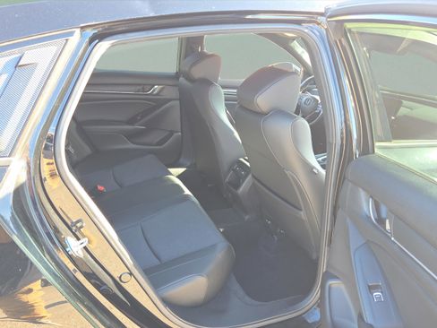 Used 2021 Honda Accord Sport image 15