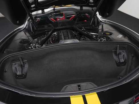 Used 2023 Chevrolet Corvette Stingray Preferred Cpe w/ 2LT RWD image 45