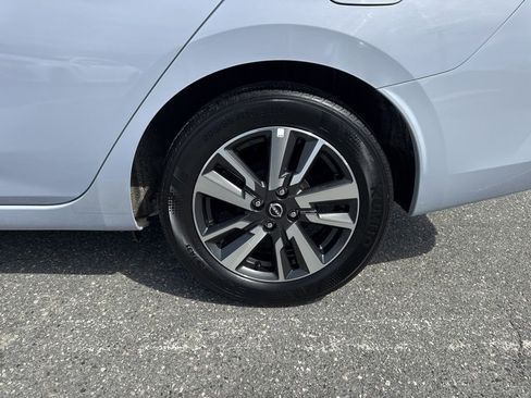 Used 2025 Nissan Versa SV image 26