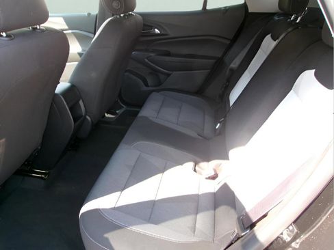 Used 2025 Chevrolet Trax LS FWD image 9