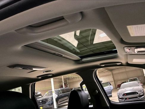 Used 2025 Kia Telluride S image 21