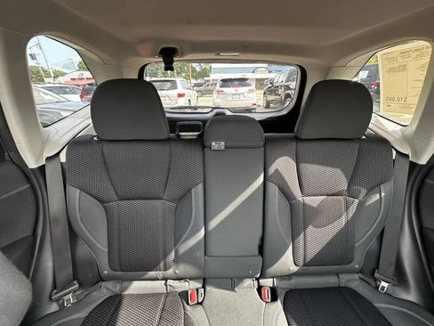 Used 2020 Subaru Forester Premium AWD/4WD image 17