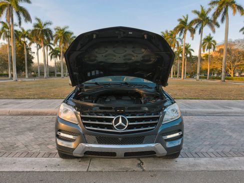 Used 2015 Mercedes-Benz ML 350 2WD image 41
