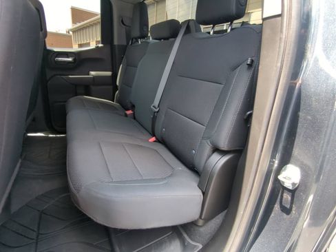 Used 2020 Chevrolet Silverado 1500 Custom w/ Custom Value Package AWD/4WD image 27